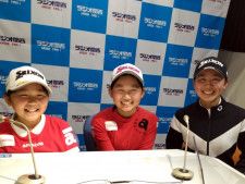 兵庫県宝塚市出身のジュニアゴルファー3姉妹、右から本村紅音さん・彩歌さん・奏澄さん