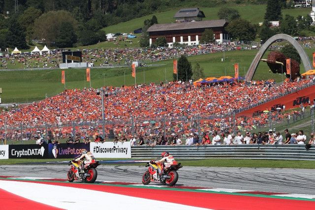 【MotoGP】コース外の”お祭り感”求む！　MotoGPの盛り上がりのためにできることはオーストリア・スタイル？　ライダーから好評価続々