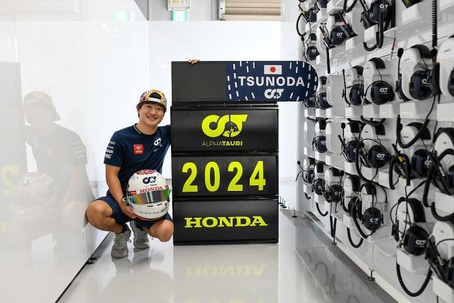 来季F1参戦決定の角田裕毅「恩返しができるよう勝利を目指したい」チーム代表はコース内外での成長を高評価