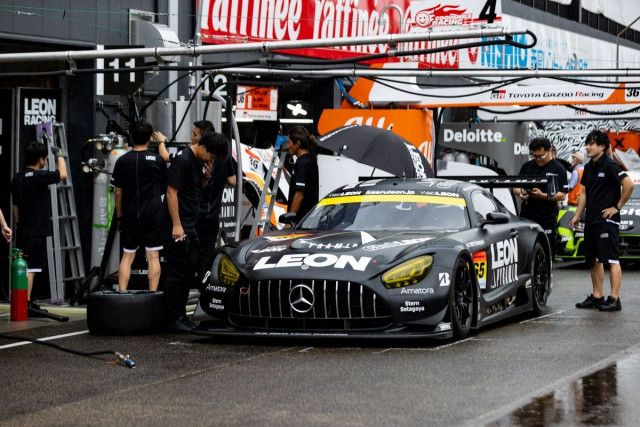 【使い勝手の良い】 TOMS 37号車Deloitte GR GT300 Supraが14番手スタートから優勝！ ミニカー