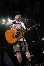 竹原ピストルが「ギタージャンボリー2024」でライブ！【フォトレポート】