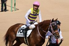 勝浦正樹騎手引退式…「競馬は素晴らしい」