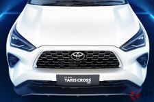 トヨタが新型「ヤリスクロス」世界初公開！ デザイン一新？ そもそも異なる存在？ 謎仕様をインドネシアでお披露目！