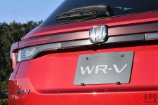 ホンダの新型エントリーSUV「WR-V」ガソリン車・2WDのみで209万円から！ ハイブリッドや4WDが設定されない理由とは？