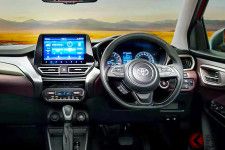 約140万円でMTあり！ トヨタが新型「コンパクトSUV」世界初公開！ 上質すぎる「オシャレッド内装」採用した印の「最新モデル」に“次期ライズ!?”と期待の声も！