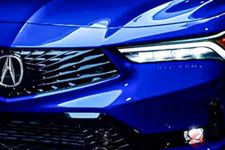 ホンダが新型「小さな高級車」世界初公開へ！ “VTEC”ターボエンジン搭載の「コンパクトSUV」！ 謎の「ADX」2025年米に登場