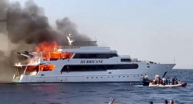 船舶火災、英国人3人不明　エジプト、紅海リゾート