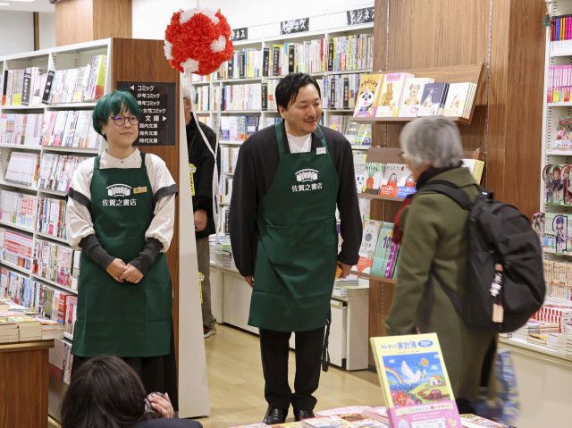 直木賞の今村さん、佐賀駅に書店　「復活、全国に広げたい」