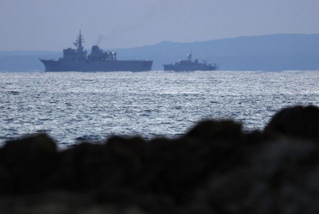 オスプレイ、海中で5遺体発見　屋久島沖墜落、2人収容
