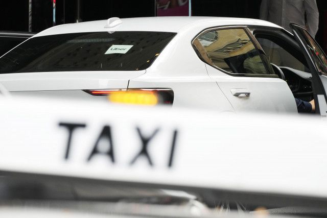 豪タクシーと配車ウーバーが和解　1人当たり330万円支払いへ
