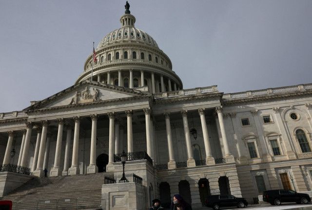 米議会、24年度予算案を可決　政府閉鎖の影響回避へ