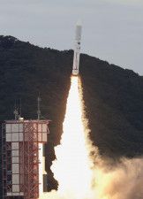 2022年10月、鹿児島県の内之浦宇宙空間観測所から打ち上げられたイプシロン6号機。この後、地上からの信号で爆破された。