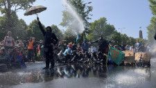 デモ隊1500人超を逮捕　オランダ、環境保護団体