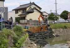住宅浸水被害990棟　愛知・静岡、死者3人に