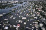 洪水ピーク、4万人被災か　ダム決壊、州都避難間に合わず
