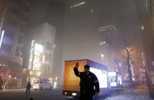 大阪ミナミで火災、騒然　道頓堀近くのビル