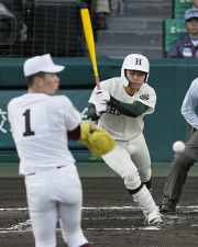 青森山田、大阪桐蔭、報徳が勝つ　中央学院も8強、選抜高校野球