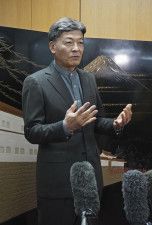 川勝氏、立民渡辺氏に後継打診　辞職表明、県内首長らに波紋