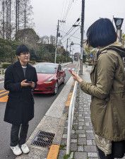 米ウーバー・テクノロジーズの日本法人が東京都内で公開した、アプリを使ったサービスの実演＝5日午後