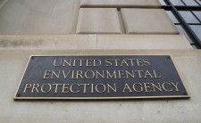 米環境保護局（EPA）の建物＝ワシントン（AP＝共同）