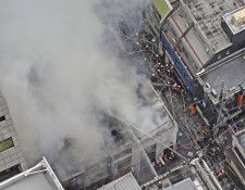 北九州、繁華街でまた火災　8店舗焼ける、けが人なし