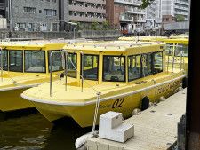体験乗船会で利用予定の水上タクシー＝1日、東京都港区