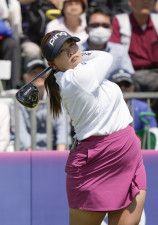 鈴木と小祝、森田遥が首位　女子ゴルフ第1日
