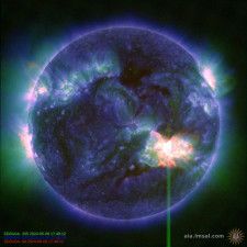 Xクラスの強い太陽フレアが発生した太陽。複数の波長で捉えた画像を合成した＝米国時間9日（NASA/SDO提供）