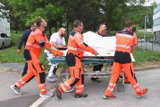 スロバキア首相銃撃される　病院搬送、命に関わる状況