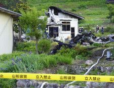 山形で住宅火災、4人死亡　1人は救助され無事