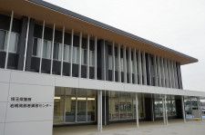 高齢者専門の運転免許施設　全国初、埼玉にオープン