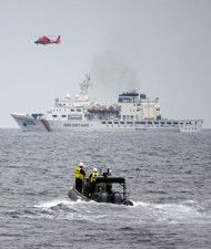 日米韓の海保が初の合同訓練　京都・舞鶴沖で救助活動