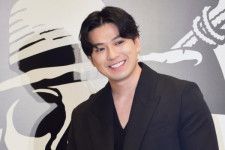 新田真剣佑、実写版「ONE PIECE」ゾロの役作りで「ピアスを追加で2つ