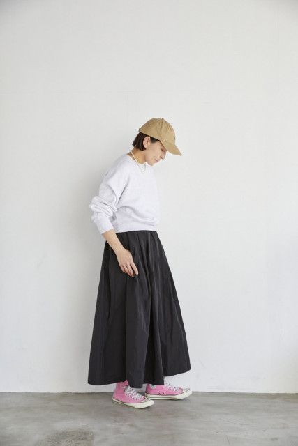 スタイリスト佐藤かな流、ロングスカートで魅せる春のカジュアルシック