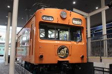 ＪＲ西日本の鉄道開業１５０周年を記念するプロジェクトの一環である企画展なので、「京都鉄道博物館」内の関西で使用された車両のヘッドマークも１５０周年記念になっている
