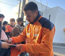 清水エスパルス10番カルリーニョスとは「現在も交渉中」と反町GM