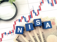 新NISAで毎月5万円を利回り3％で30年間運用するとどれだけお金が増える？