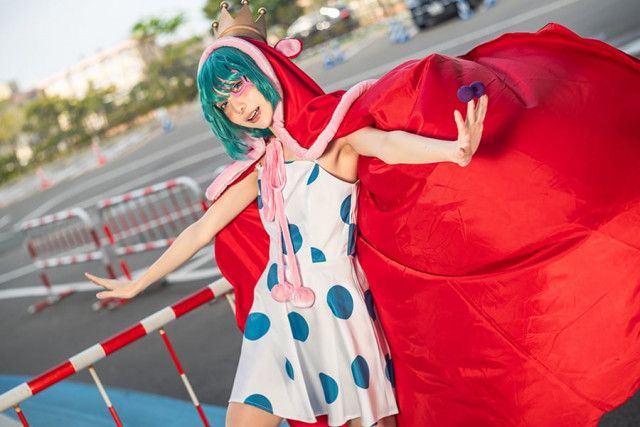 コスプレ】『ワンピース』「ホビホビの実」シュガーのコスプレがめちゃ可愛い！(マグミクス) - goo ニュース