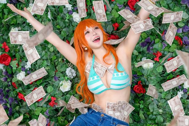 コスプレ】『ワンピース』ナミの曲線美に見惚れる！「美クビレにうっとり」(マグミクス) - goo ニュース