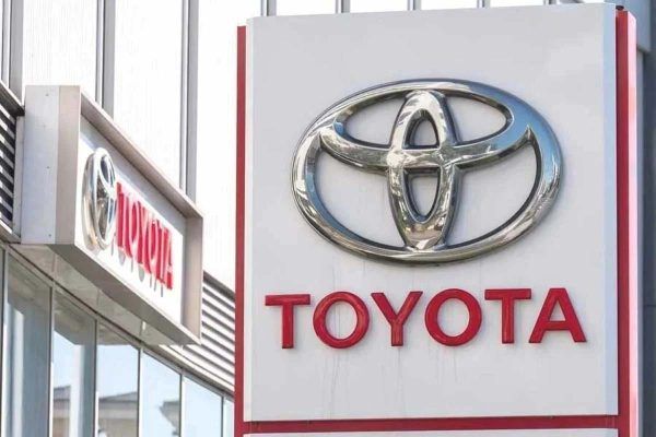 トヨタ・ホンダは大ピンチ？ 米国圧力で崩れる日本の「FCV」優遇策、このままEV覇者・米中に敗北するのか
