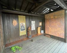 飯田立石・ギャラリー南無の特別展示室「青の間」が完成　フェスで公開　
