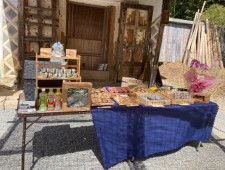 三穂の増田和菓子店、和菓子提供の原点「御下屋敷」で野外販売始める