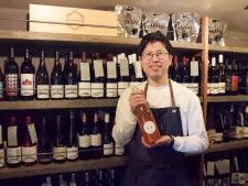 京丹後のワイン専門店「ヨイン」がリニューアル　コーヒー提供で間口広げる