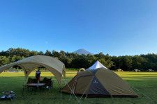 富士すばるランドにキャンプ場　全面天然芝オートサイトを用意