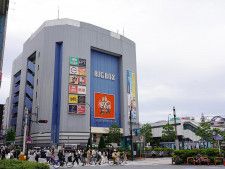 高田馬場駅前に立地する「BIGBOX高田馬場」（5月6日撮影）