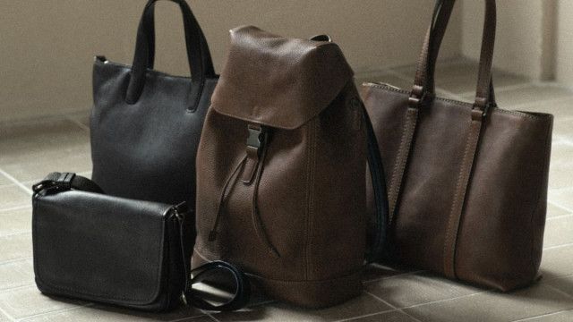 【オンもオフも優秀バッグ】独自素材の“ずっと、触っていたくなる革”を使って再構築した土屋鞄のロングセラーシリーズに注目