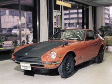 日産フェアレディZ（昭和44／1969年11月発売・S30型）
【昭和の名車・完全版ダイジェスト054】