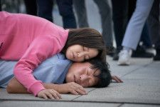 「純粋な愛を感じて涙を流した」韓国映画界の名優ユ・ヘジンとテレビドラマ界の“女王”キム・ヒソンが『マイ・スイート・ハニー』の魅力を語る！
