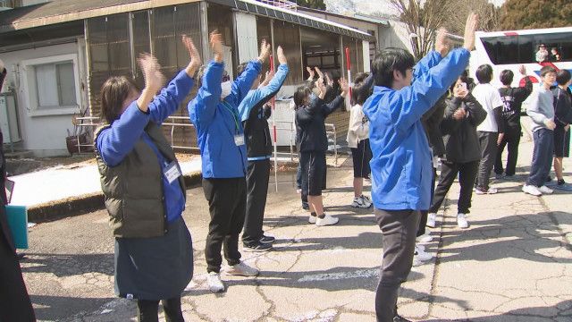 能登半島地震で集団避難した中学生119人 避難先を出て故郷に戻る　