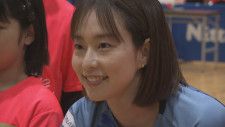 石川佳純さん 石川県の被災地で卓球教室